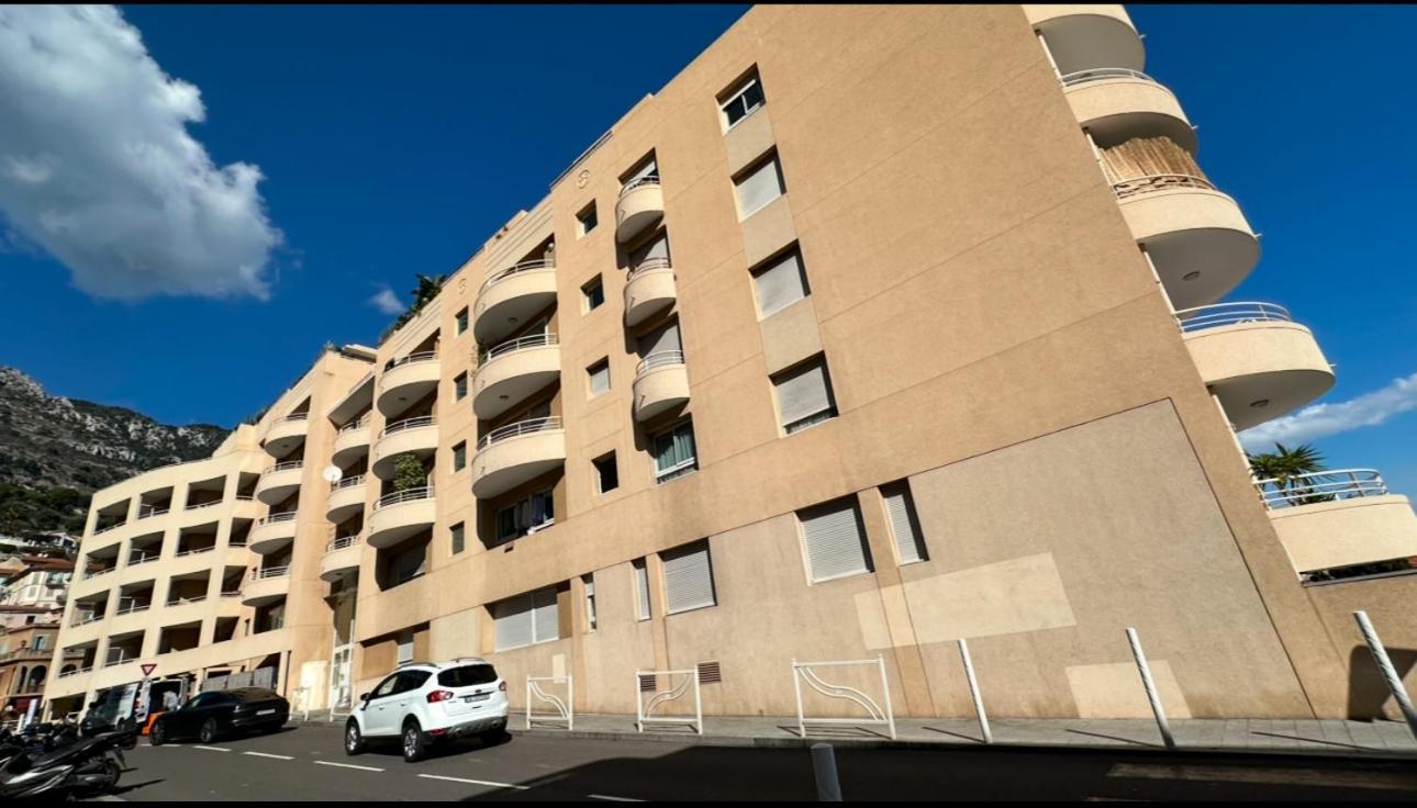 Mari Stunning Apartment Next To Monaco With A Sea View Terrace Beausoleil Bagian luar foto
